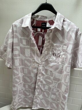 RVCA Men's "That'll Do Barry 2" Short Sleeve Button-Down - Slim Fit 2XL